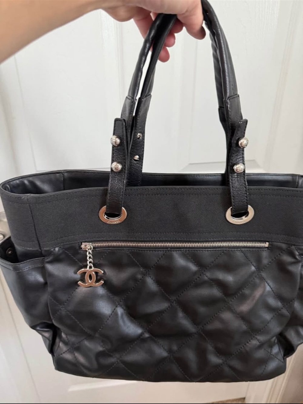 Chanel Large Beautiful Black Quilted Biarritz GM Tote Bag - Picture 3 of 13